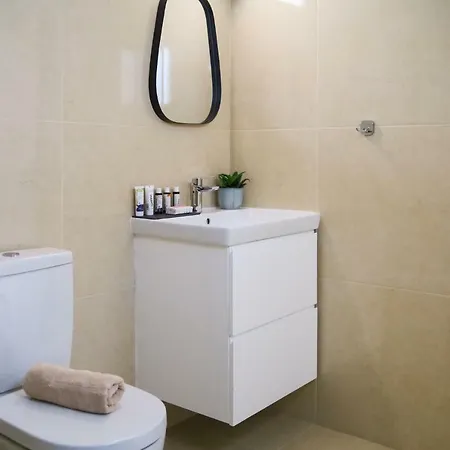 Phaedrus Living: Seaside Luxury Flat Lighthouse 68 Apartament Pafos