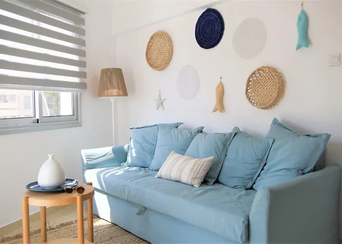 Daire Phaedrus Living: Seaside Luxury Flat Lighthouse 68 Pafos