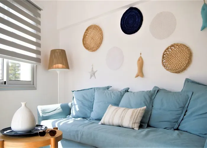 Phaedrus Living: Seaside Luxury Flat Lighthouse 68 Daire