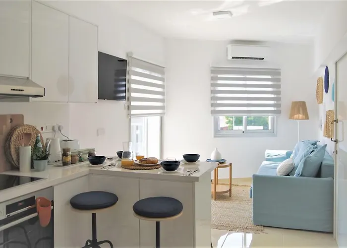 Апартаменты Phaedrus Living: Seaside Luxury Flat Lighthouse 68 Пафос