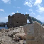 Phaedrus Living: Seaside Luxury Flat Lighthouse 68 *